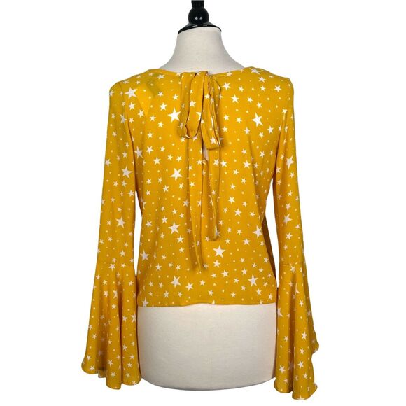 NEW Lord & Taylor Design Lab Yellow White Star Print Bell Sleeve Top Small - Picture 3 of 9